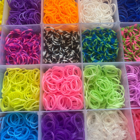 Bracelets - Picture 2 of 5